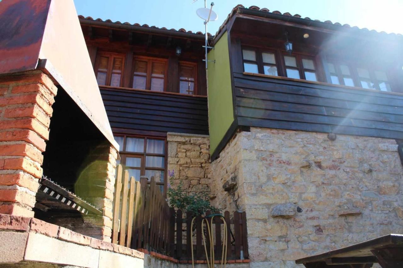Ferienwohnung Montegrande Entorno Magico Rodeado De Montanas La Plaza Exterior foto