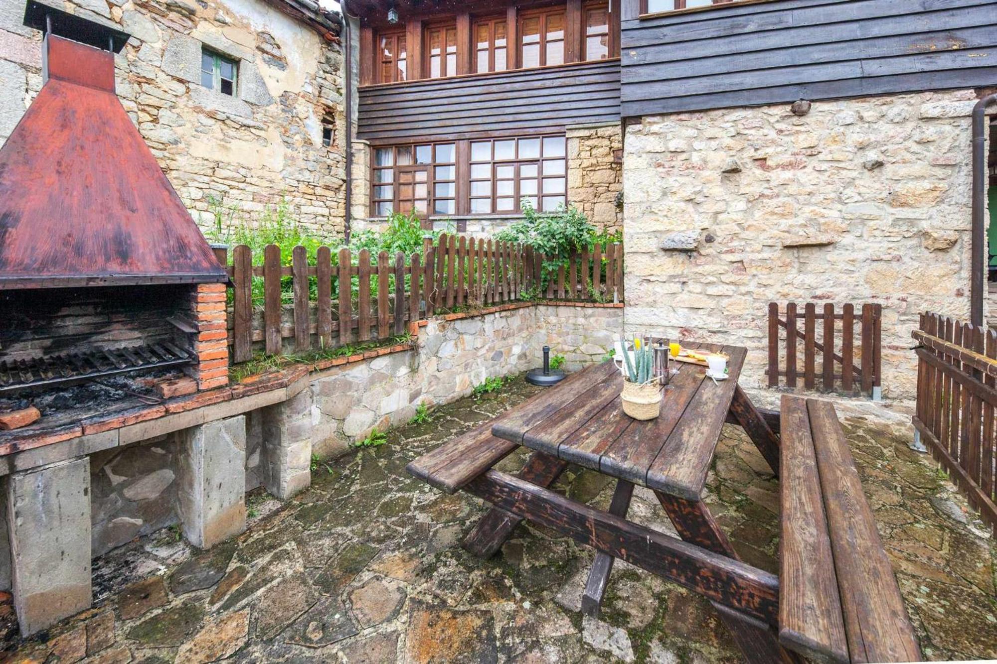 Ferienwohnung Montegrande Entorno Magico Rodeado De Montanas La Plaza Exterior foto